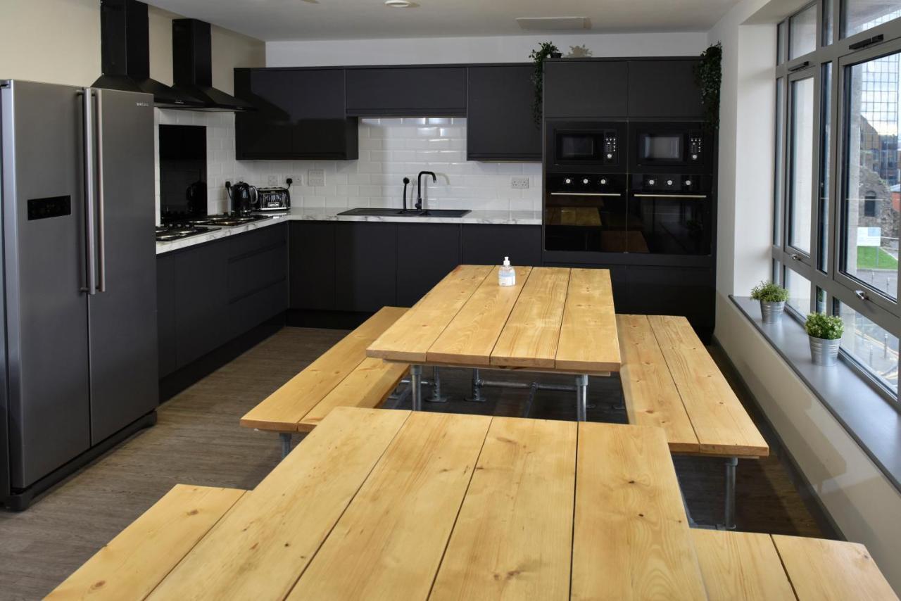 Cwtsh Hostel Swansea Exteriör bild The kitchen at the 2012 Olympic Village